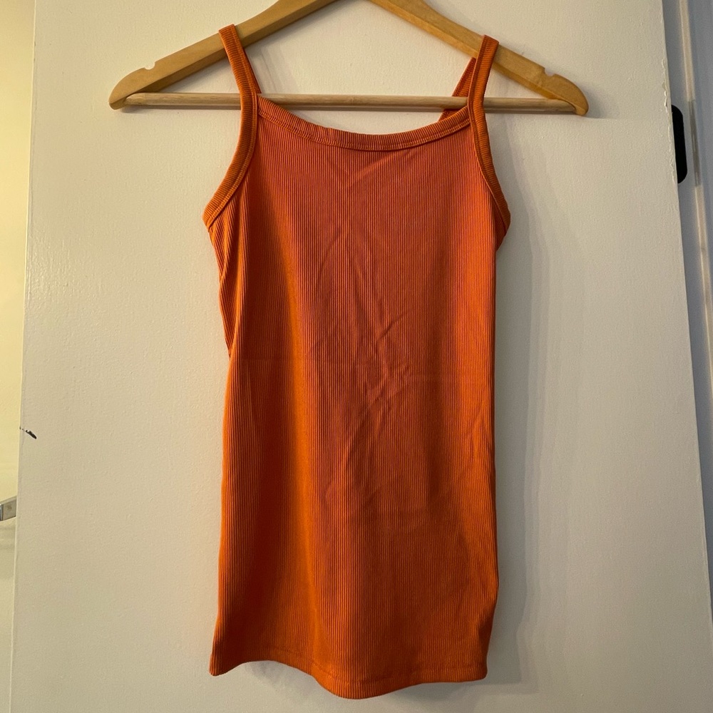 Simple tank top good fit